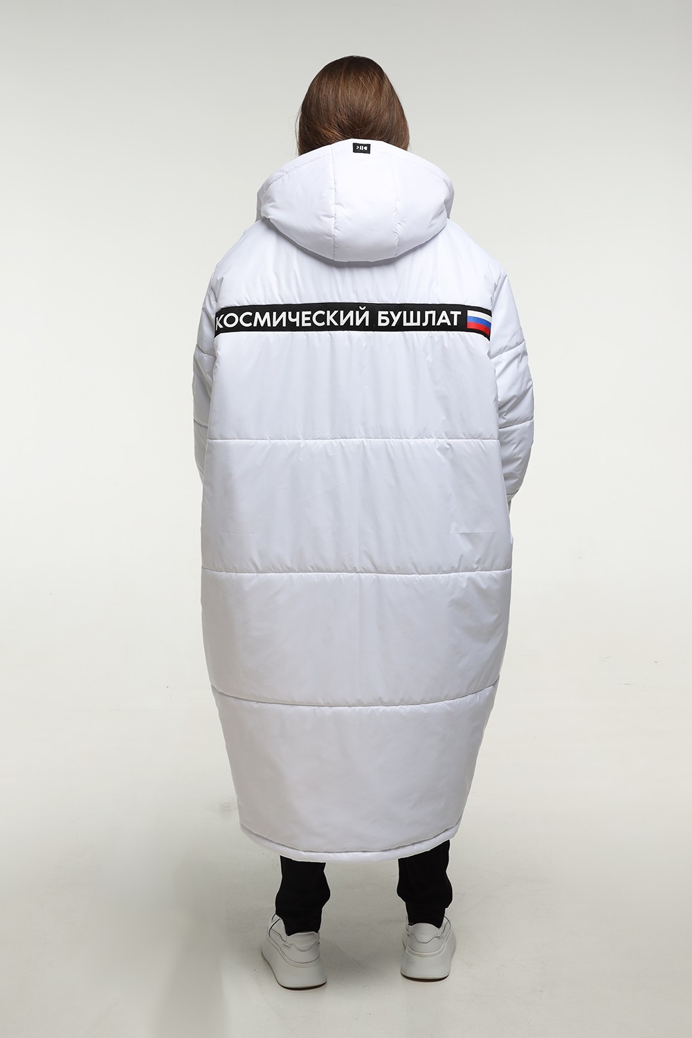 модная одежда от DNK и Роскосмоса