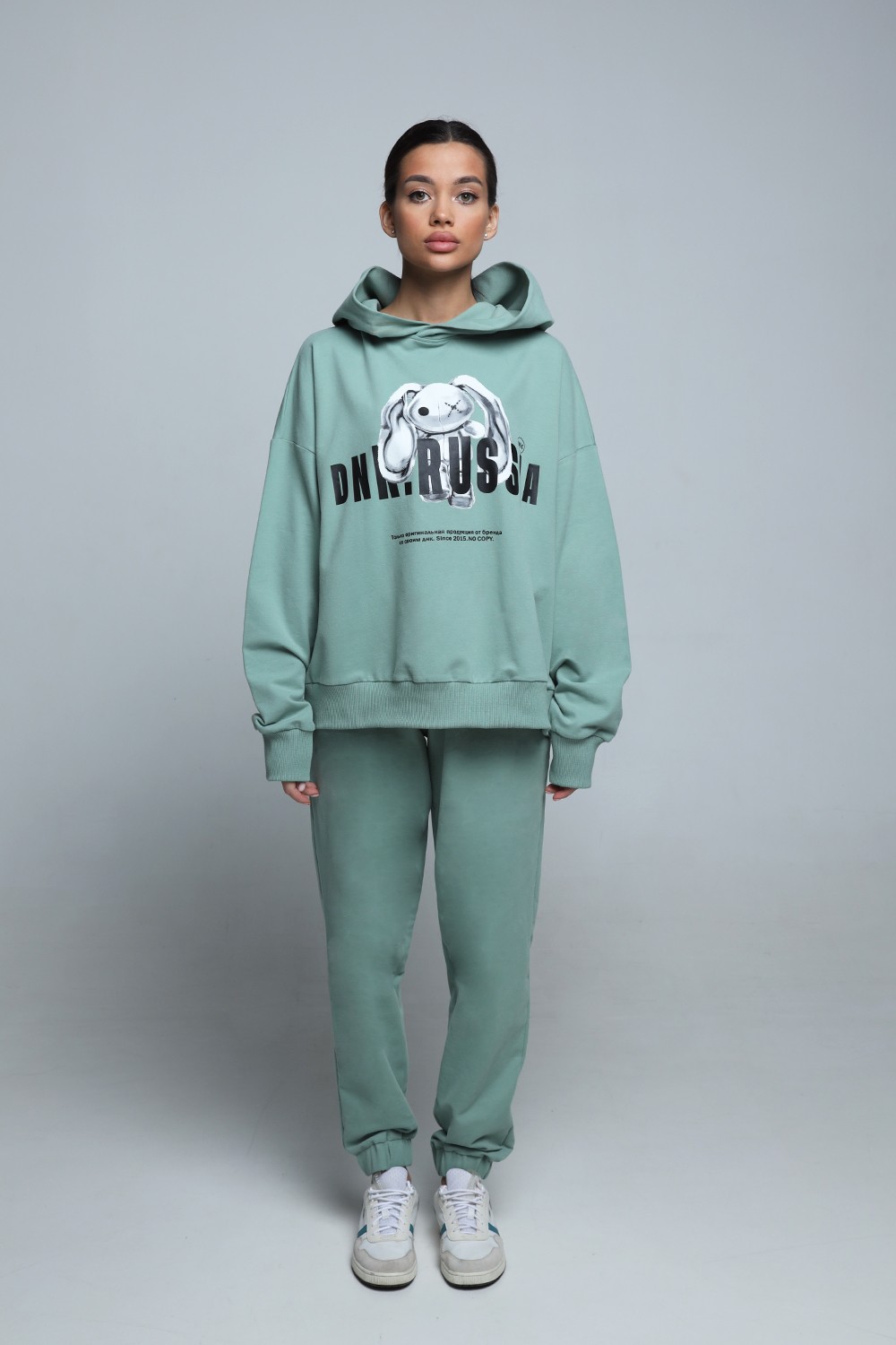 модная одежда от DNK и Роскосмоса