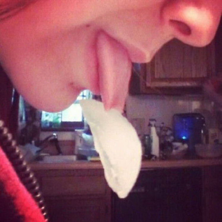 Фото приколы с Девушками в неловкой ситуации