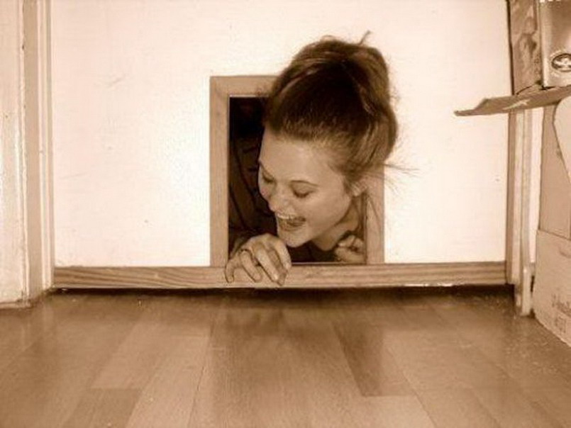 Фото приколы с Девушками в неловкой ситуации