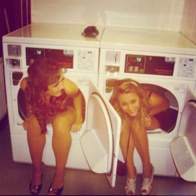 Фото приколы с Девушками в неловкой ситуации