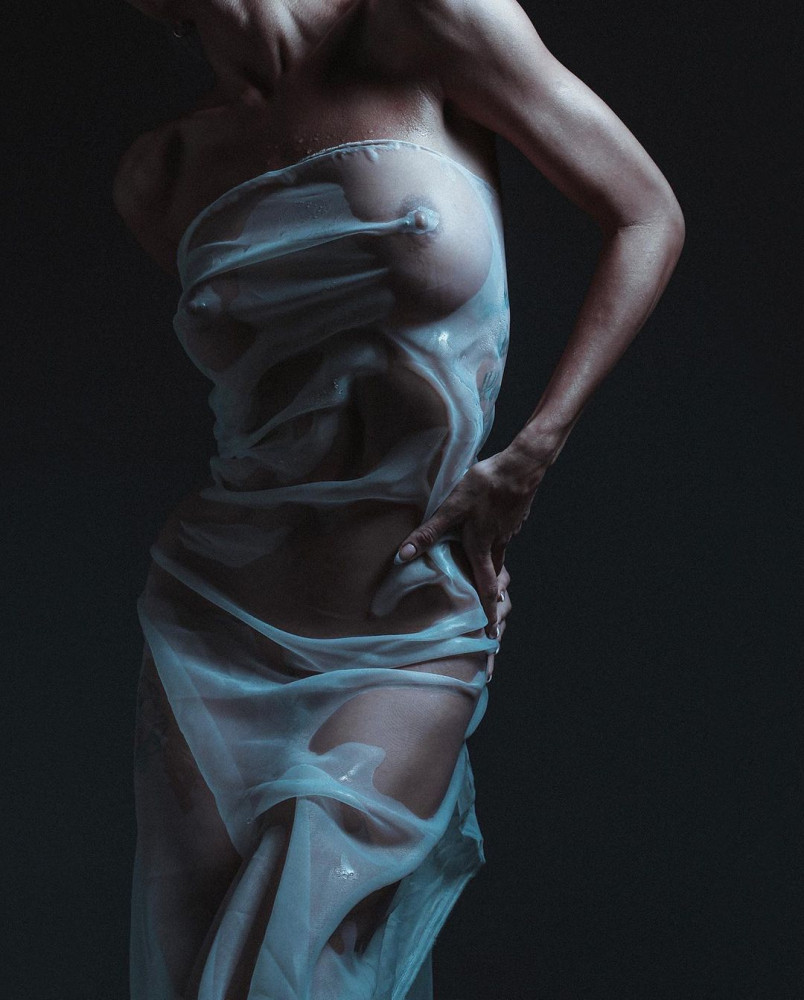 Лия Ситдикова на горячих фотографиях из Instagram