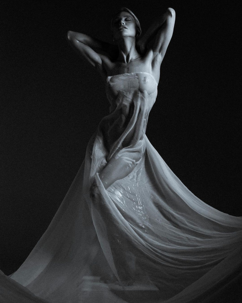 Лия Ситдикова на горячих фотографиях из Instagram