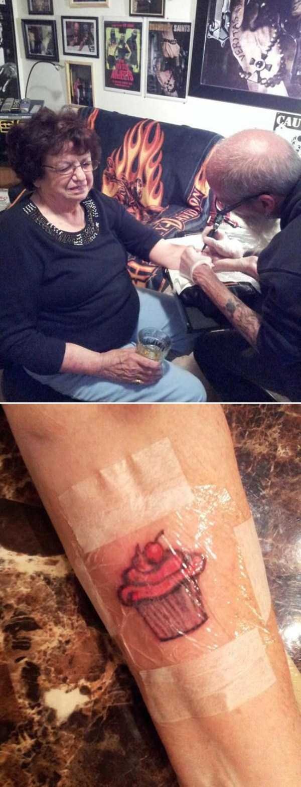 Смешная бабулька