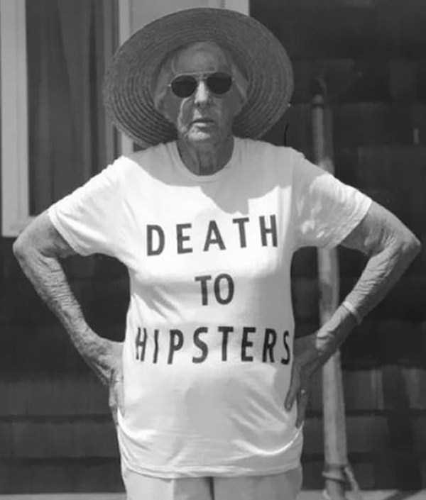 Смешная бабулька