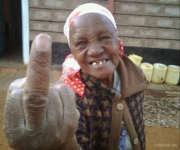 Смешная бабулька