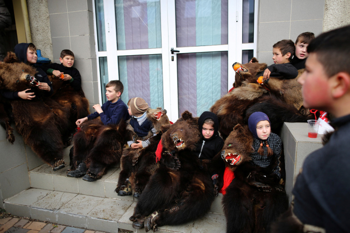 Ритуальные танцы медведей - Румыния