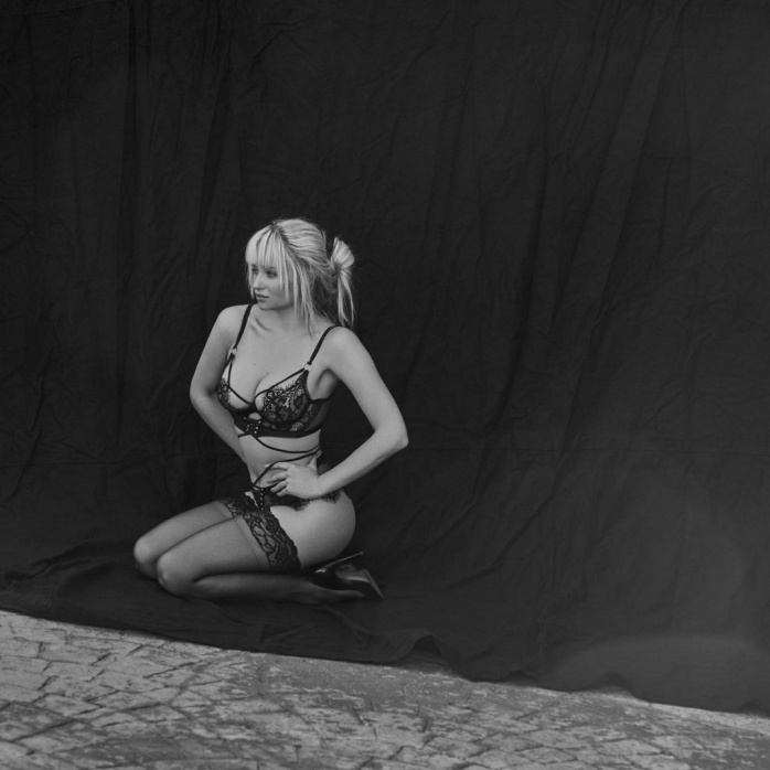 Женевьева Мортон