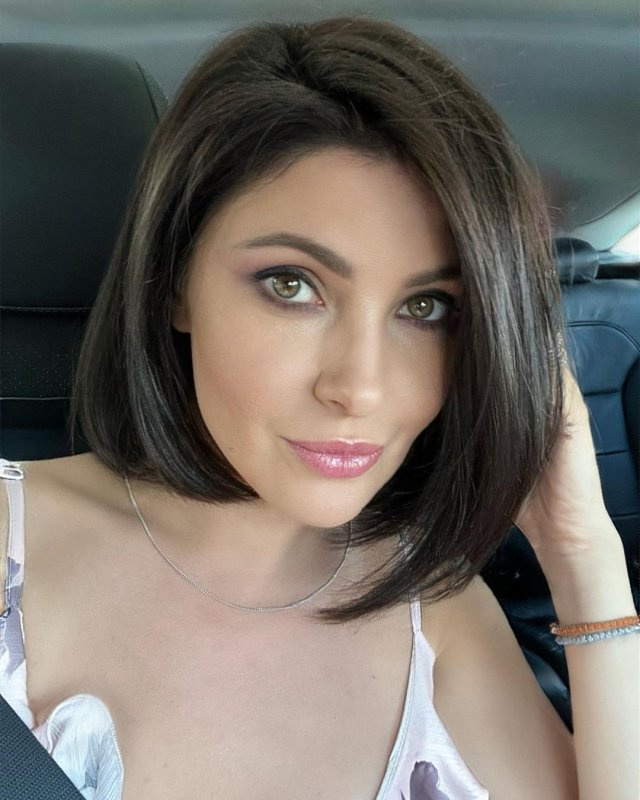 Анастасия Макеева - Яркие фото скандальной звезды мюзиклов