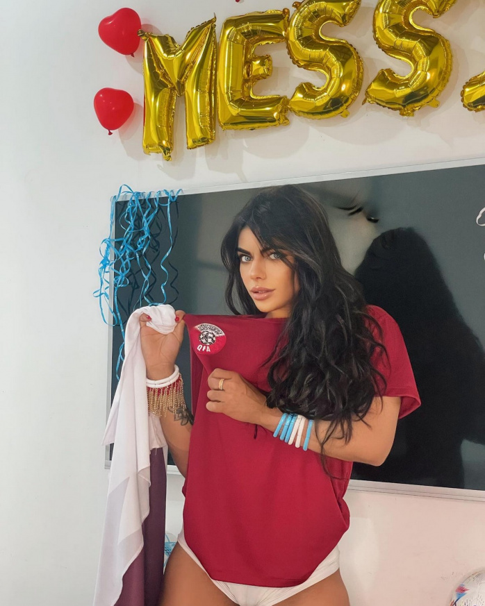 Сьюзи Кортес - Мисс БумБум