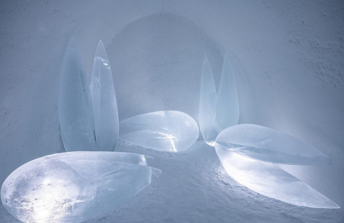 Шведский отель Icehotel