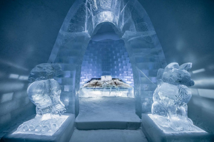 Шведский отель Icehotel