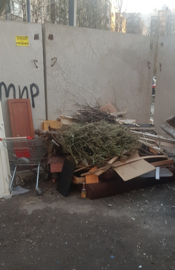 Добрый юмор на тему ненужных вещей