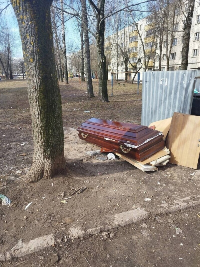 Добрый юмор на тему ненужных вещей