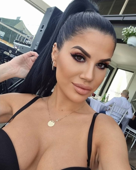 Katarina Kolozeus - Хорвацкая телеведущая