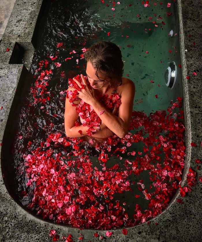 Аглая Тарасова - Горячие фото