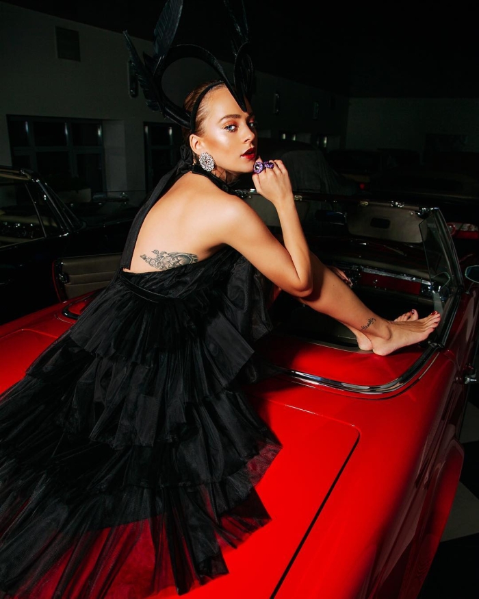 Аглая Тарасова - Горячие фото