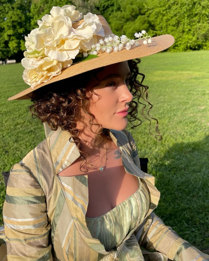 Аглая Тарасова - Горячие фото