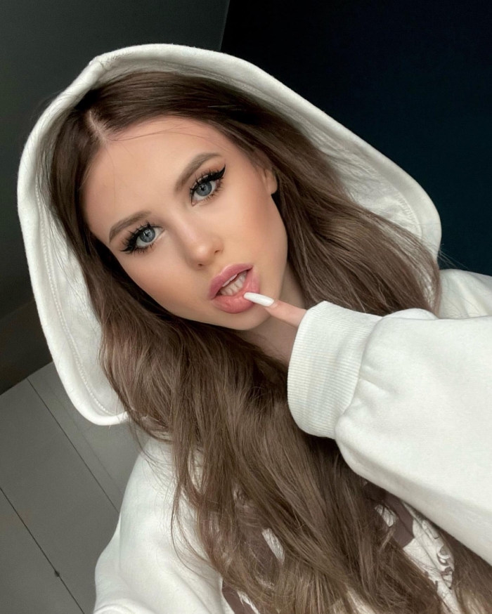 Диана Астер - Горячие фото блогерши ТикТок и Инстаграм