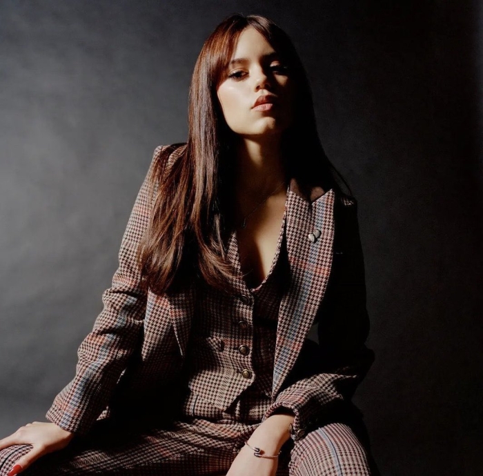 Дженна Ортега (Jenna Ortega) - Горячие фото актрисы