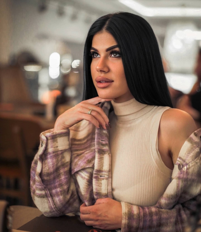 Katarina Kolozeus - Хорвацкая телеведущая