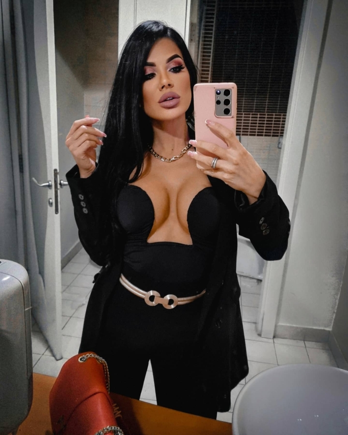 Katarina Kolozeus - Хорвацкая телеведущая