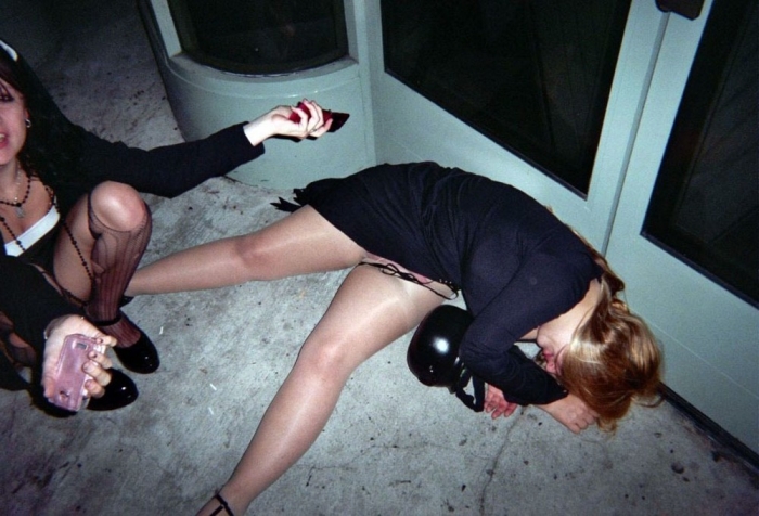 Пьяные девушки - смешные картинки