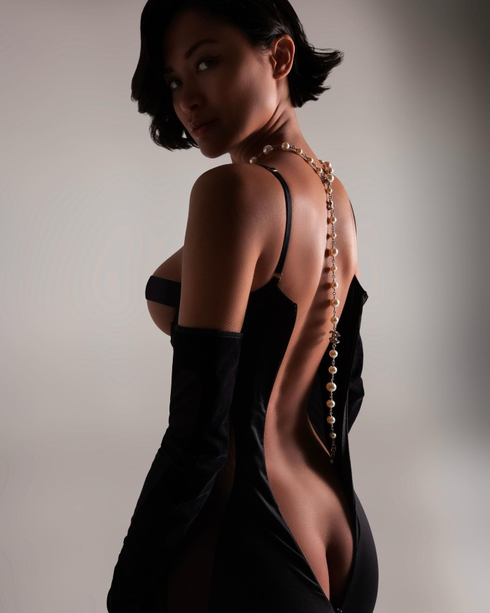 Шанель Узи (Chanel Uzi)