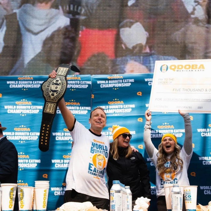 Джоуи Честнат из США заработал $4 млн., на поедании хот-догов