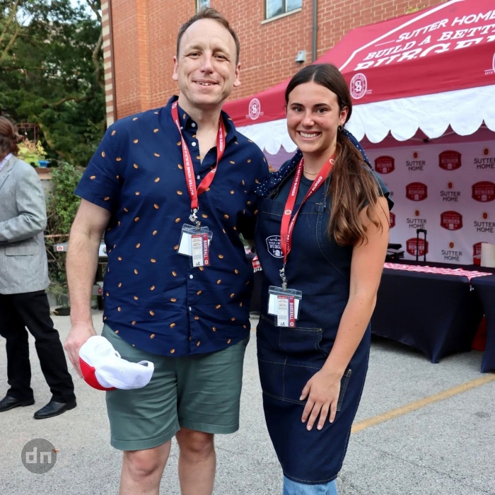 Джоуи Честнат из США заработал $4 млн., на поедании хот-догов