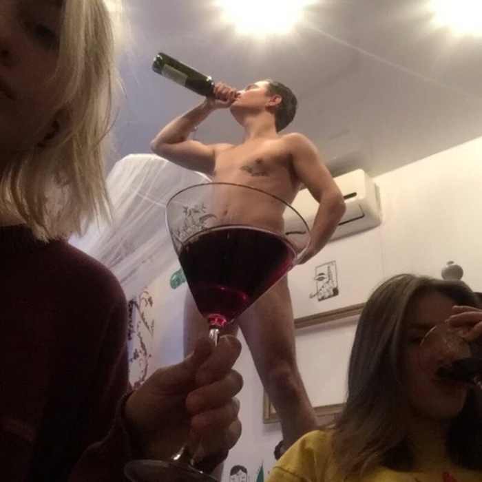 Вписка с пьяными девушками