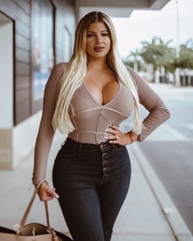 Нейлин Эшли (Neyleen Ashley)