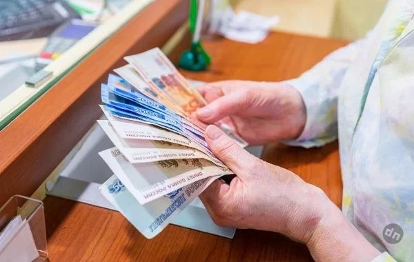 Пенсии работающих пенсионеров будут проиндексированы в январе на 7,3%