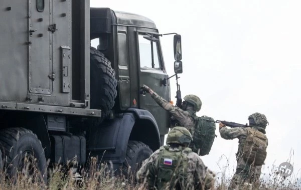 Юрий Подоляка в свежей сводке от 24.12.2024 сообщил о том, ВС России ведут упорные бои в районе шахты "Торецкая"