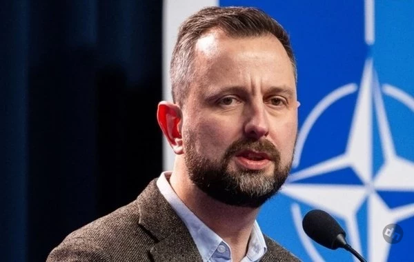 Министр обороны Польши Косиняк-Камыш призвал не летать в Москву