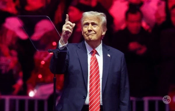 Трамп пообещал отменить все глупые распоряжения Байдена в течение суток