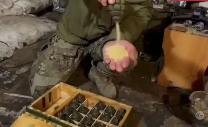 Украинские военные в Курской области получили партию ручных гранат Ф-1 с кукурузной мукой вместо взрывчатого вещества
