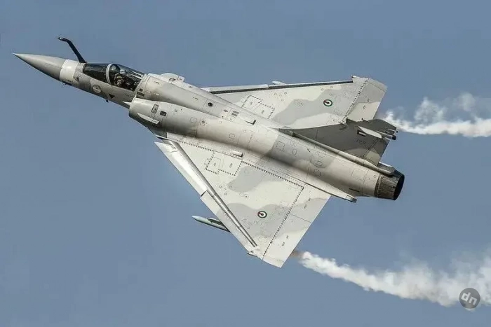 «Погоды не сделают»: Ростех раскритиковал полученные Киевом истребители Mirage 2000, назвав их посредственными самолётами с «короткой рукой»