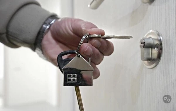 Выдачи семейной ипотеки в России за год выросли в полтора раза
