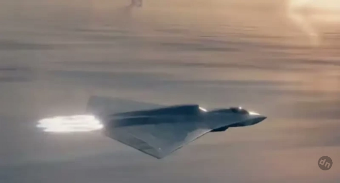 Китайский боевой самолёт нового поколения J-36 совершил второй полёт