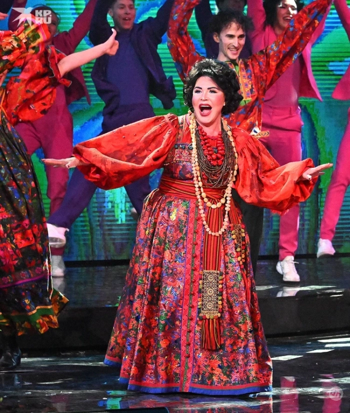 Клара Новикова о многолетней дружбе с Надеждой Бабкиной: «В трудные минуты она всегда бросалась на помощь»