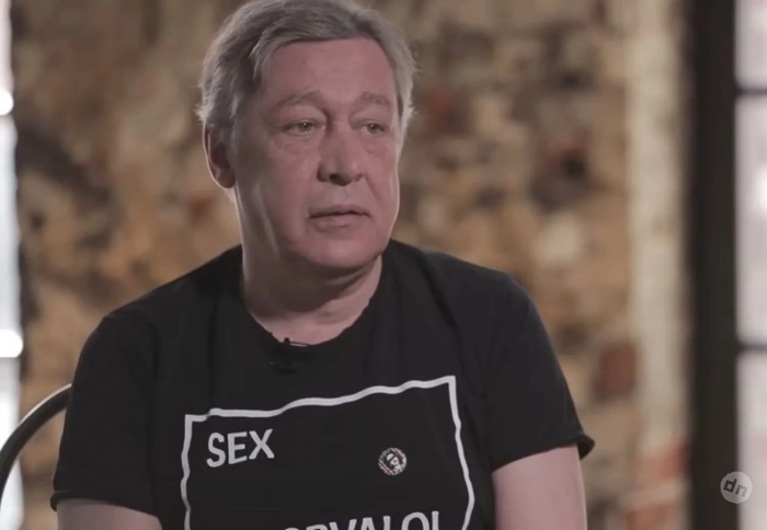 "Исключаю алкоголь из своей жизни". Михаил Ефремов выходит из колонии спустя 4,5 года