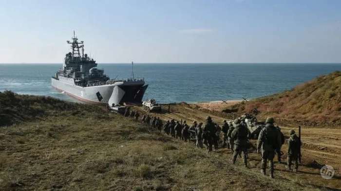 Зачем нам дивизии морской пехоты? Несколько мыслей по поводу...