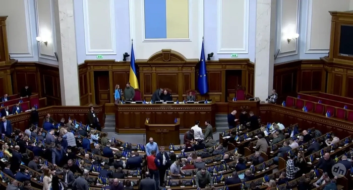 «Перемирие» отменяется: Верховная Рада Украины продлила военное положение и общую мобилизацию на 90 дней