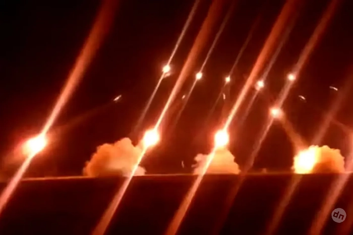 Российским ночным прилётам по Киеву украинская ПВО решила сильно не мешать