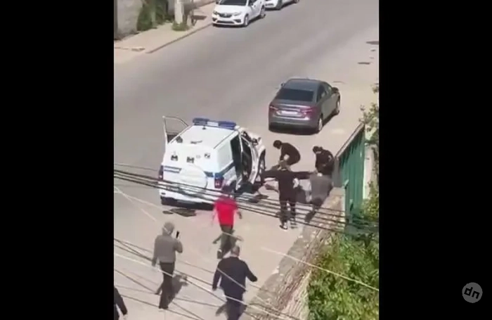 Неизвестные с оружием в руках напали на сотрудников ДПС в Махачкале, в городе введён план «Перехват»