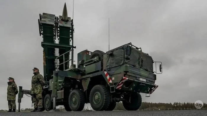 США одобрили передачу Германией Украине ракет для систем ПВО Patriot и РСЗО HIMARS