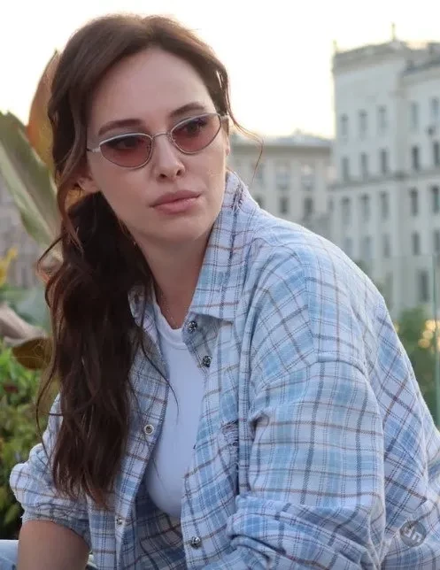 Ксения Собчак, Яна Рудковская, беременная девушка Тимати Валентина Иванова и его бывшая девушка Алёна Шишкова посетили презентацию Rendez-Vous
