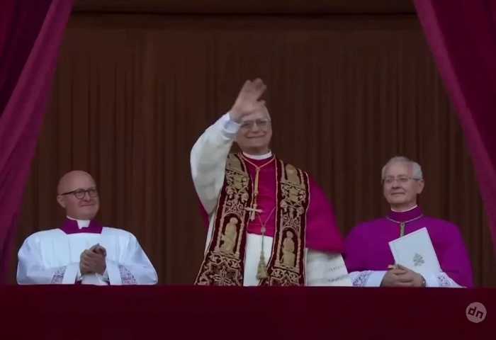 Папа римский попросил президента РФ «сделать жест, который способствовал бы миру»