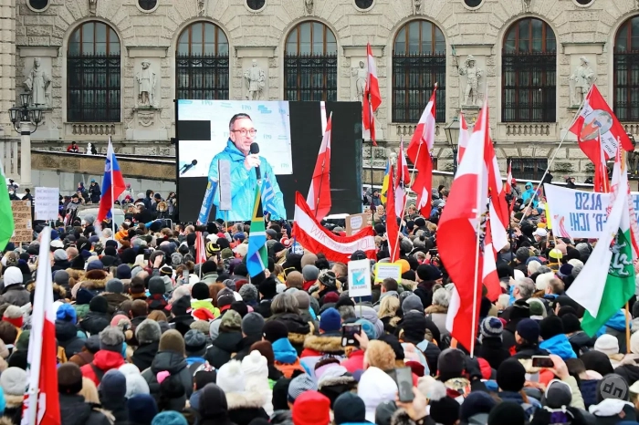 В Киеве недовольны словами лидера крупнейшей австрийской партии о том, что Зеленского не нужно впускать в Вену